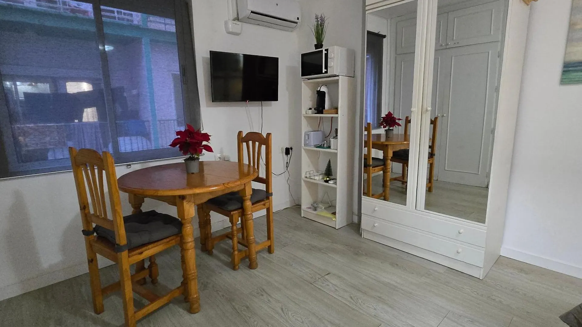 Apartmán Estudio En Torremolinos, Plaza De Andalucia